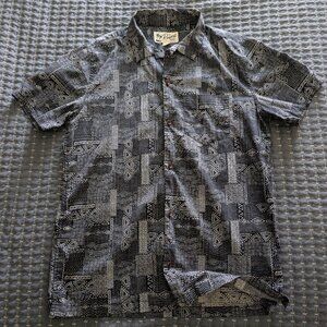 Totally Awesome Button Down Dark Toned Button-Down Pattern Shirt - Small